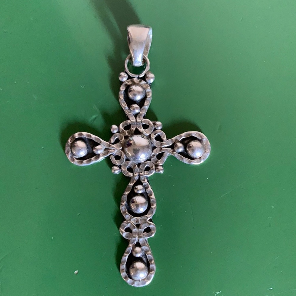 Sterling Silver Croas Pendant